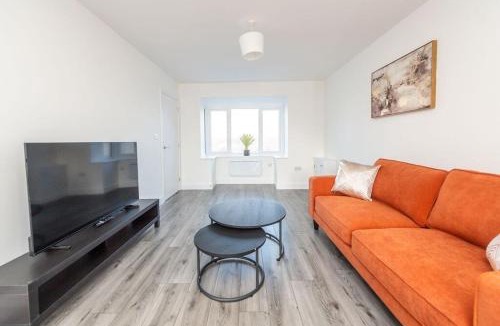 Bootle House | Stylish 3-Bed Home-Liverpool