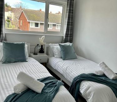 Hitchin House | Stylish 3 Bed House Hitchin