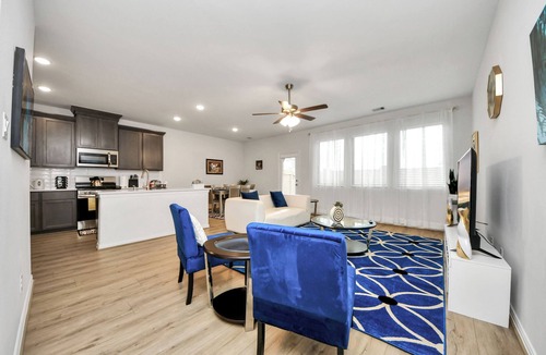 Katy House | Stylish 3 Bedroom Oasis Near Katy Mills