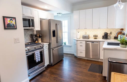 Reynoldstown House | Stylish 3 BR Home on Beltline w/private office & fenced private courtyard
