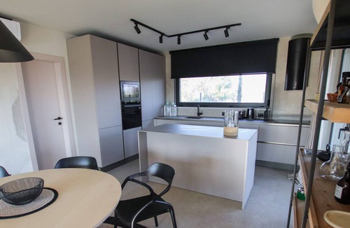 Frata Villa | Stylish 3-BR vacation home with heated pool, close to beaches