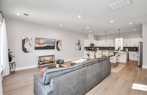 Spring Branch Central House | Stylish 3-Level Home for Groups/Business Travel