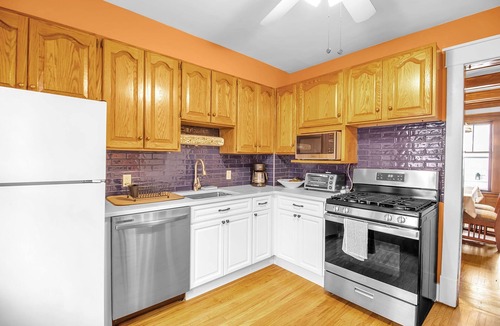 Black Rock Apartment | Stylish 3bd apartment by Delaware Park and Museumsn