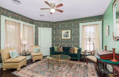 Stillwater Apartment | Stylish 3BR Apt | River Views Screen Porch Firepit