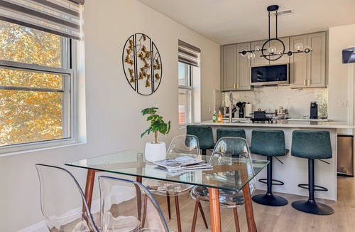 Powelton Village Apartment | Stylish 3BR Apt w/Laundry Near UPenn&Drexel