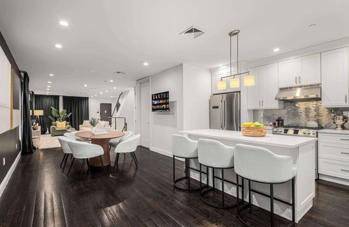 East Harlem Apartment | Stylish 3BR Designer Home in Harlem!