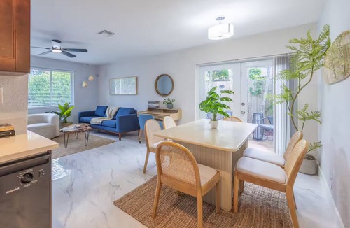 Fort Lauderdale House | Stylish 3BR Haven — Minutes to Beach & Downtown FTL