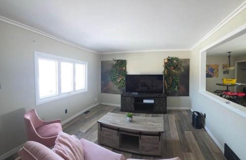 Algoma District House | Stylish 3BR Home Near Hub Trail & Amenities