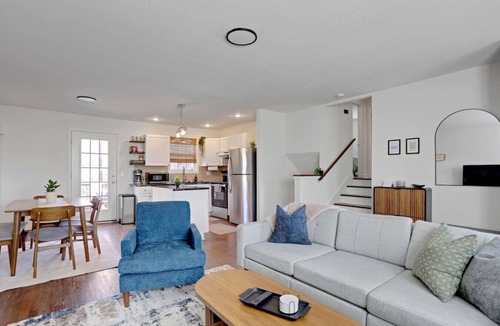 Overland Park House | Stylish 3BR Home | Game Room & 2 King Beds in KC
