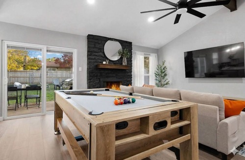 Brushy Creek House | Stylish 3BR Home, Workspace, Fast WiFi, Game Room, Backyard & Trail Access