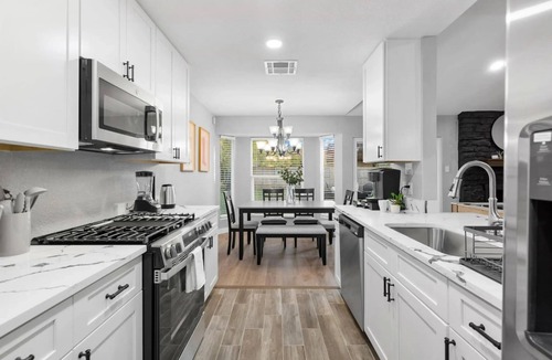 Brushy Creek House | Stylish 3BR Home, Workspace, Fast WiFi, Game Room, Backyard & Trail Access