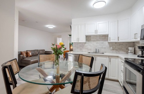 Sainte-Marie Apartment | Stylish 3BR in the heart of Downtown Montreal
