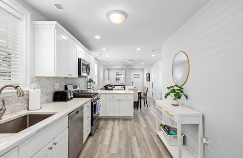 Gardens Condo | Stylish 3BR - OC Gardens w/Patio & Parking