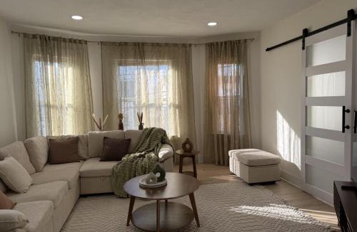 Revere Apartment | Stylish 3BR Revere Home Sleeps 8 Near Boston, Revere Beach and Airport