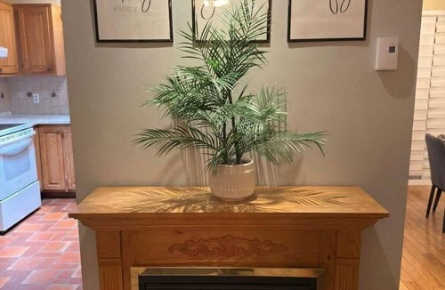 Vaudreuil House | Stylish 3BR w/Hot Tub, Heated Pool & Free Parking