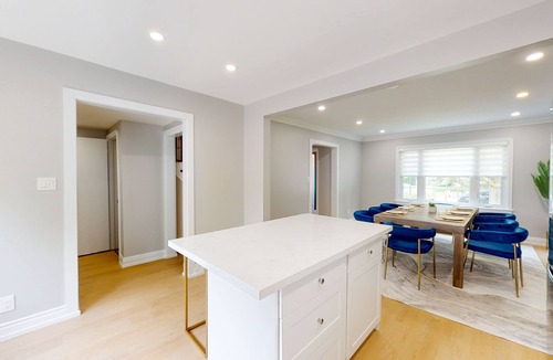 Armour Heights House | Stylish 4 Bedroom Home in AAA Location
