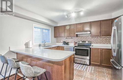 Streetsville House | Stylish 4BR Home 20 Mins from YYZ