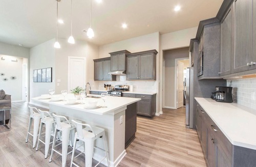 Sienna Plantation House | Stylish 4BR Home in Sienna｜Work-from-Home Ready｜Secure Backyard Escape#41138