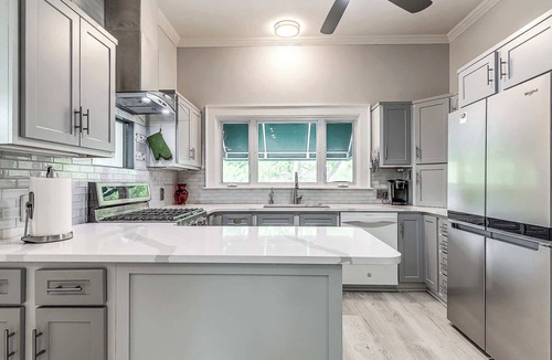 Tulsa House | Stylish 4BR Home in Tulsa for Groups