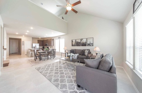 Sienna Plantation House | Stylish 4BR Retreat｜Pet-Friendly｜Secure Yard & Home Office｜Flexible Leasen#41144