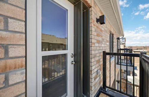 Whitby House | Stylish 4BR Townhouse + Game Room Near Downtown