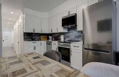 Sainte-Marie Apartment | Stylish 4BR Unit Near Plateau & DT MTL