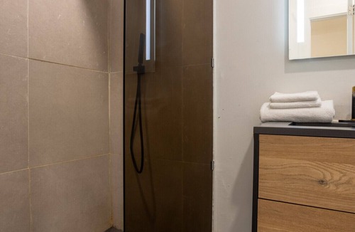 Sainte-Marie Apartment | Stylish 4BR Unit Near Plateau & DT MTL