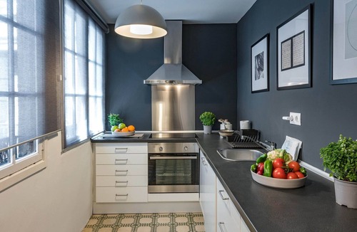 Gothic Quarter Apartment | Stylish 5 bedroom apartment for monthly stays