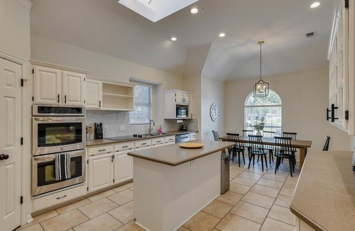 North Richland Hills House | Stylish 5-Bedroom Home w Pool & Modern Amenities