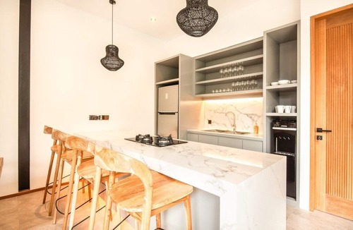 Munggu Villa | Stylish 5BR Beach Villa, 200m in Boho Canggu