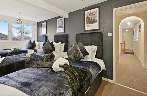 Belluton House | Stylish Abode with Games Room