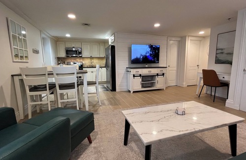 Lido Beach Apartment | Stylish and comfortable 2BR APT Steps to the beach!
