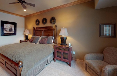 Big Sky Meadow Village Condo | Stylish and comfortable condo w/ private hot tub & shared pool