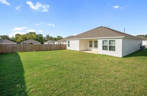 Broken Arrow House | Stylish and Luxuriously Furnished 3BedRoom Getaway