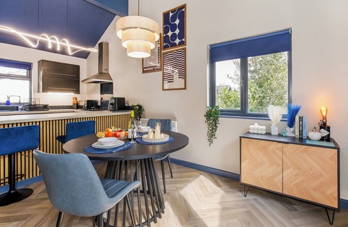 Selby Ski Chalet | Stylish and luxurious open plan lodge.