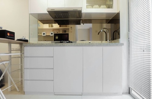 Jatinegara Apartment | Stylish and Modern 2BR Bassura City Apartment
