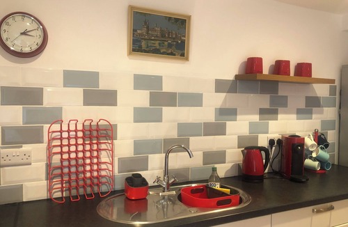 Bont Newydd Apartment | Stylish annexe in Caernarfon