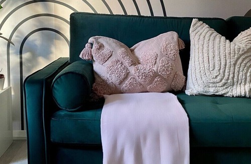 Cleveland Apartment | Stylish Apartment in Leafy Ealing W13