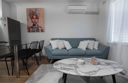 Richmond Apartment | Stylish Apartment in Richmond