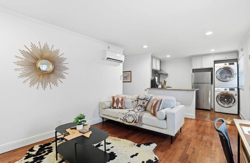 Fort Worth Apartment | Stylish Apartment in Fort Worth: Comfort, Convenience, and Free Parking