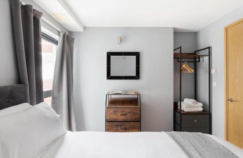 North Kensington Apartment | Stylish apartment with underground parking