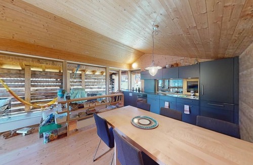 Mutten Ski Chalet | Stylish architect’s hut at the ski lift