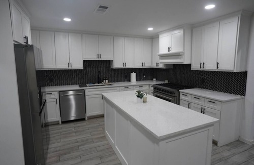 East Congress House | Stylish Austin Retreat. Private Home Near DT ATX!