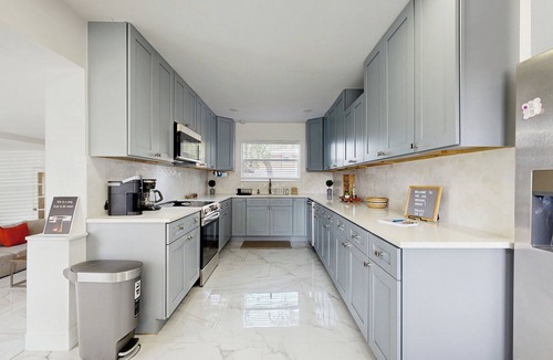 Avondale House | Stylish Avondale Home Pet-friendly & Walkable