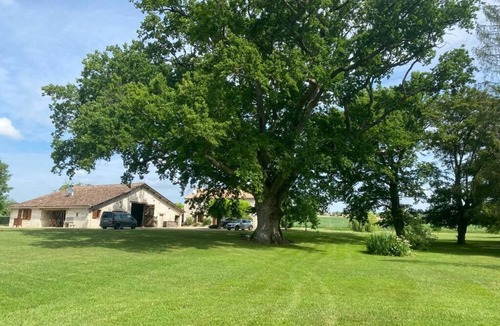 Moustier House | Stylish barn conversion with a beautiful pool and stunning 4ha grounds.