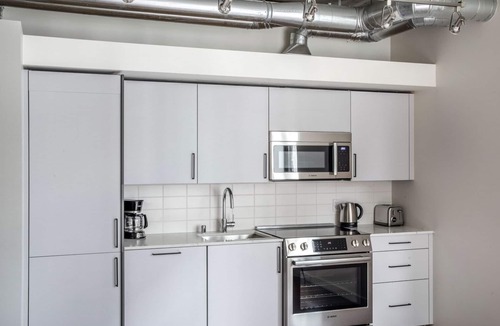 Belltown Apartment | Stylish Belltown 1BR w/Gym, nr park, by Blueground