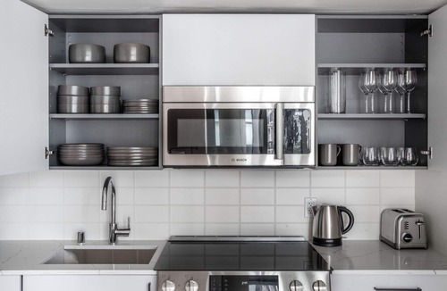 Belltown Apartment | Stylish Belltown 1BR w/Gym, nr park, by Blueground