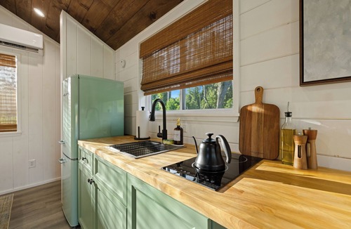 Lake City Cabin | Stylish Cabin - Nearby Springs