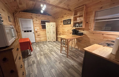 Winona Cabin | Stylish Cabin With Direct Access to Brimstone Trails. Plenty of Parking Space