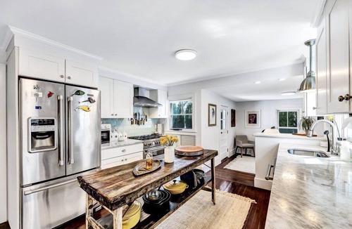 Harwich House | Stylish Cape Escape on Bank St RPAM070